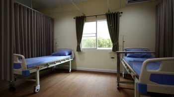 ห้องพิเศษ 4 เตียง