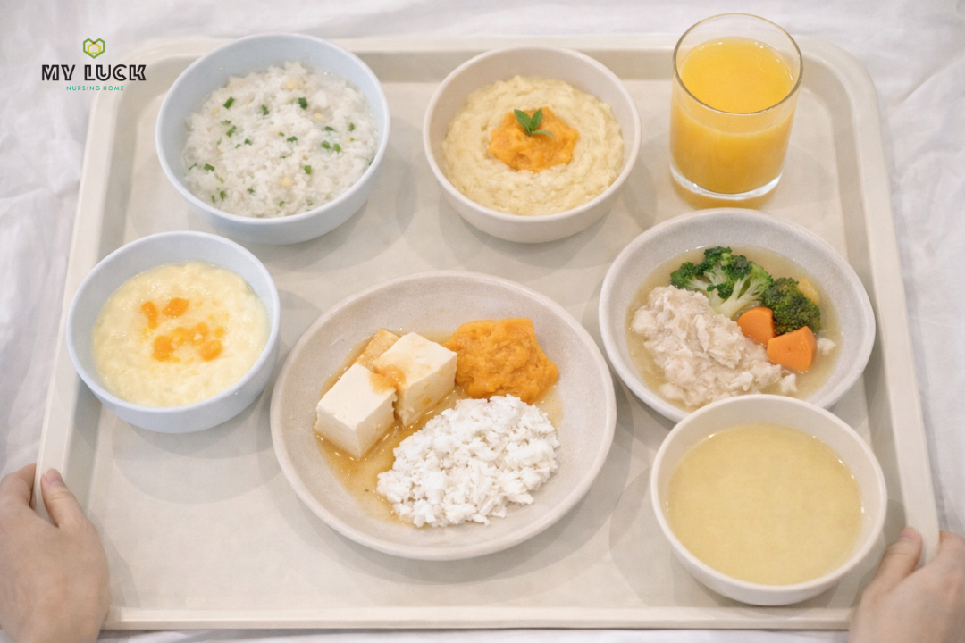 อาหารอ่อนสำหรับผู้สูงอายุติดเตียงที่ช่วยลดความเสี่ยงการสำลัก